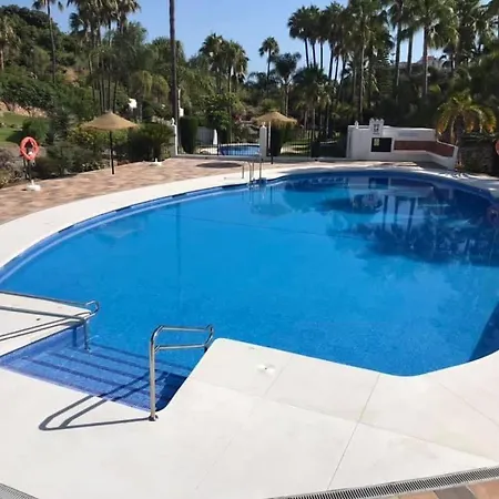 Casa Chozie, * نيرخا