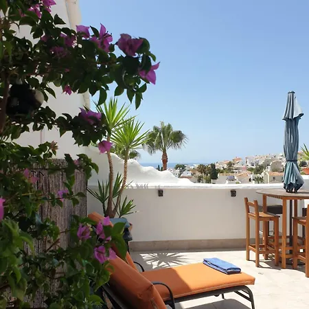 Casa Chozie, شقة نيرخا
